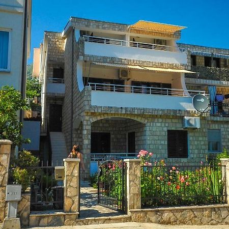 Apartments Kuc Бар Екстериор снимка